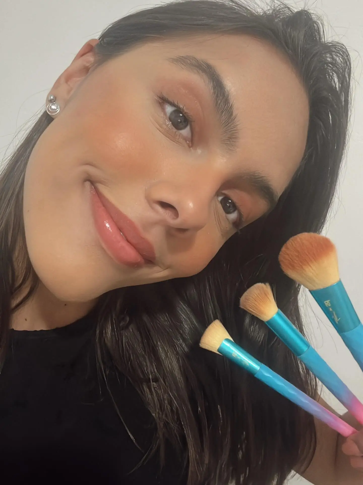 Velours, murmures et étincelles